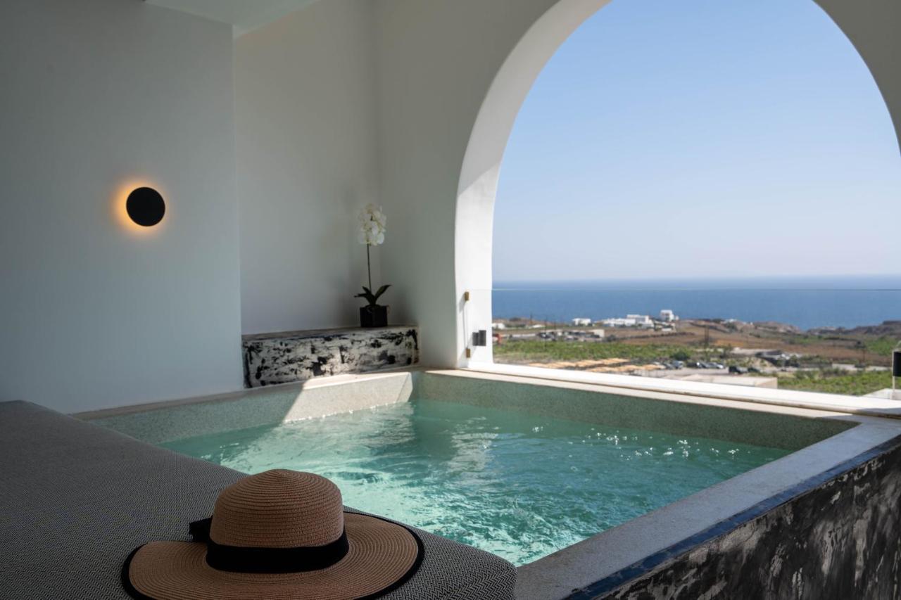 Amera Suites Fira  Exterior photo