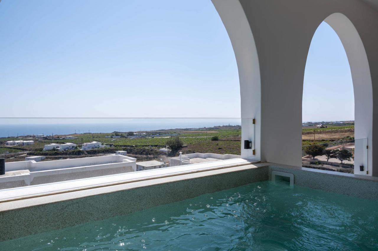 Amera Suites Fira  Exterior photo